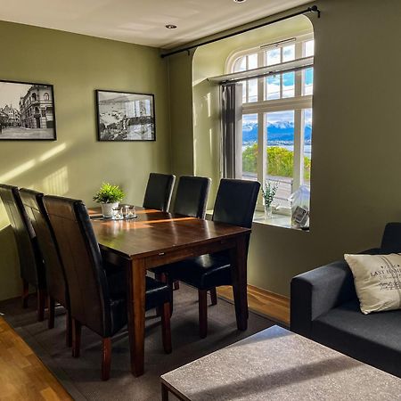 Two-Bedroom City Apartment With Fire Place, Free Parking And Fjordview Terrace - Calm And Central Ålesund Exteriör bild